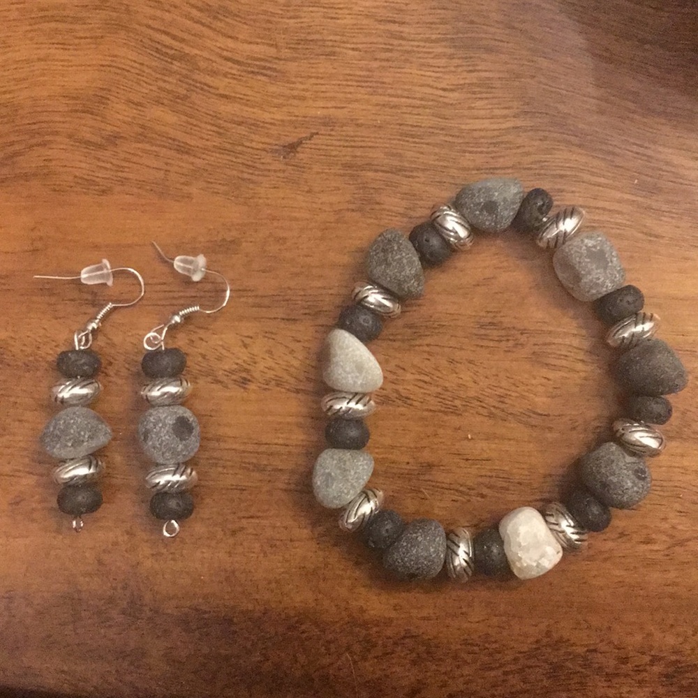 Handmade bracelet and earrings